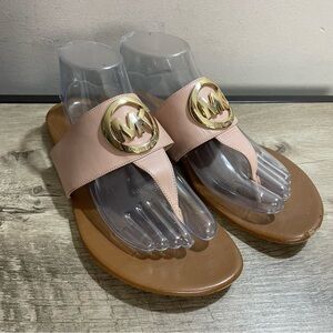 Womens MICHAEL KORS Nude Peach Leather RACQUEL Signature MK Gold Logo SANDALS 10